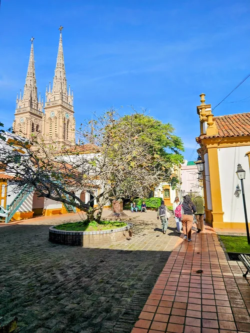 La Basílica vista desde el patio del Complejo Museográfico